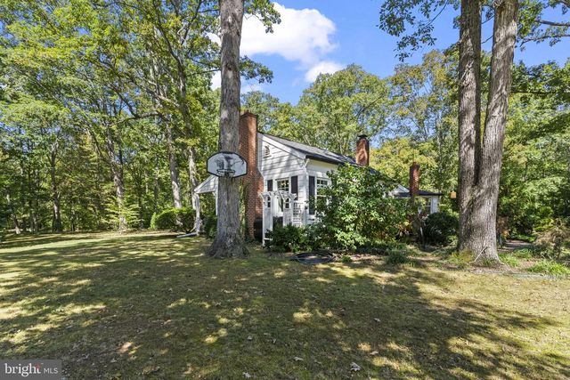 8150 FAIRGROUND RD, La Plata, MD 20646