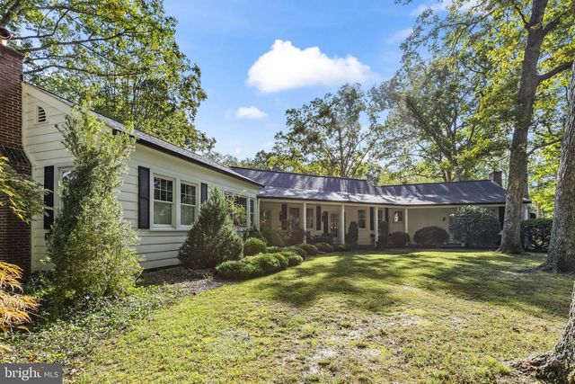8150 FAIRGROUND RD, La Plata, MD 20646