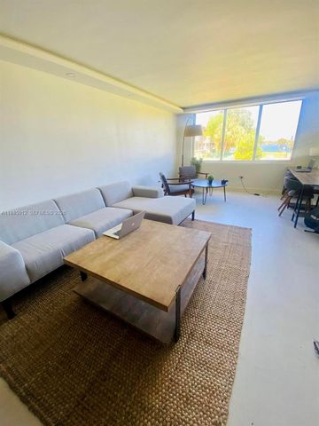 441 NE 195th St 205, Miami, FL 33179