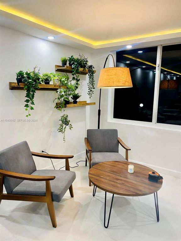 441 NE 195th St 205, Miami, FL 33179