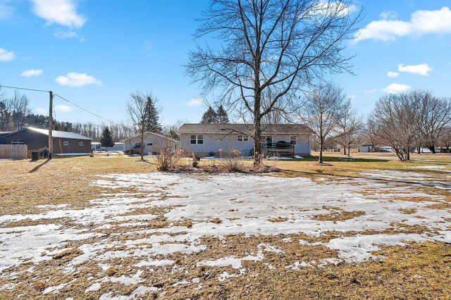 W4992 BEELER DRIVE, Bonduel, WI 54107