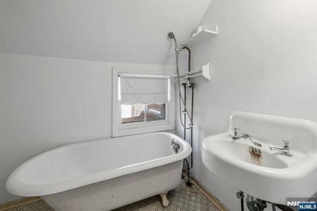 478 Spring Avenue, Ridgewood, NJ 07450