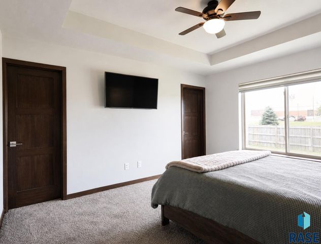 237 Plainside Ave Avenue, Harrisburg, SD 57032