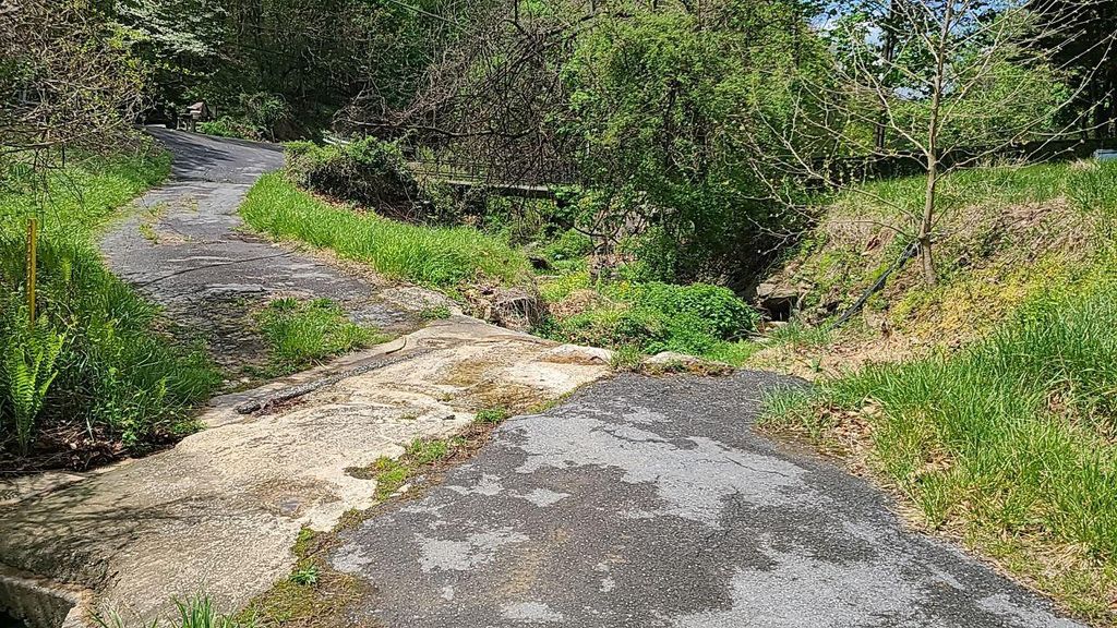 Image 3 of property listing at 6311 OLD NATIONAL PIKE, Boonsboro, MD 21713