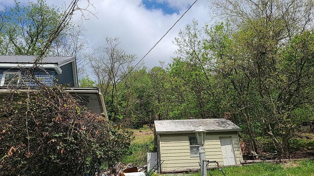 Image 6 of property listing at 6311 OLD NATIONAL PIKE, Boonsboro, MD 21713