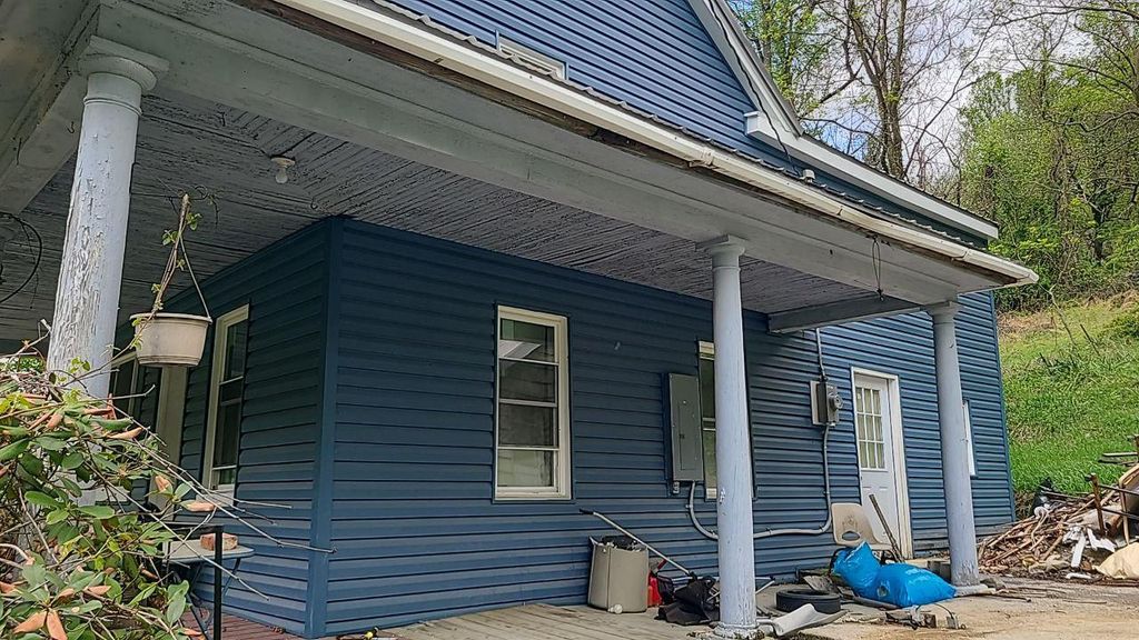 Image 8 of property listing at 6311 OLD NATIONAL PIKE, Boonsboro, MD 21713