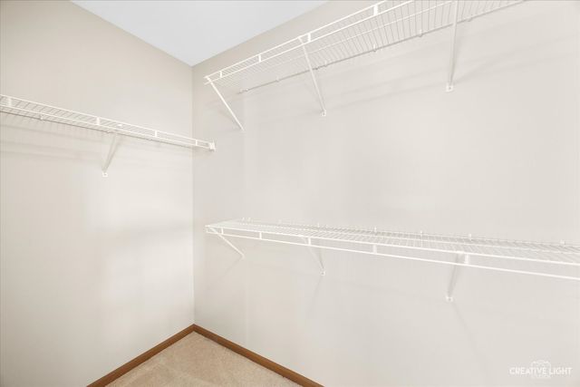 2219 Beaumont Court, Aurora, IL 60502