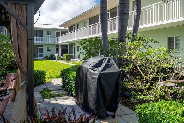 2100 NE 38th Street 229, Lighthouse Point, FL 33064