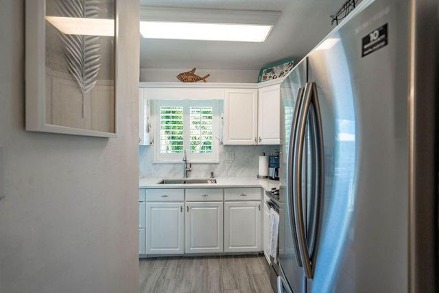 2100 NE 38th Street 229, Lighthouse Point, FL 33064