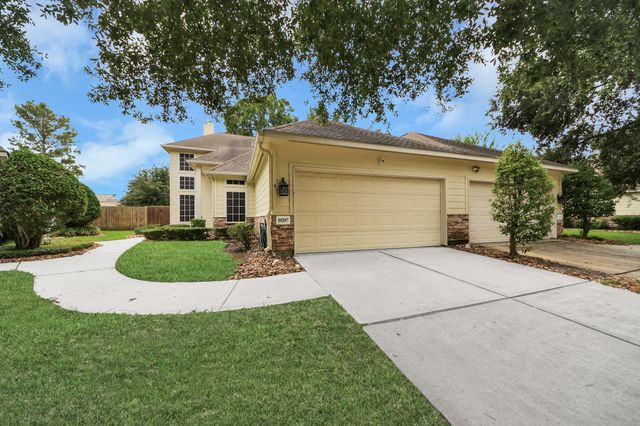 10207 Thornleaf Lane, Houston, TX 77070