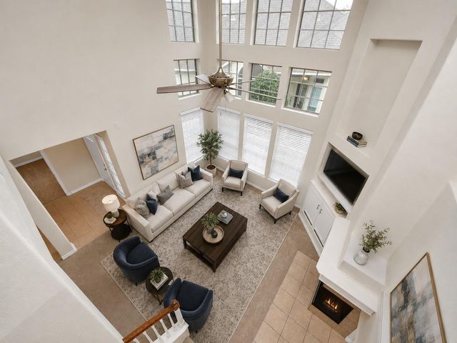 10207 Thornleaf Lane, Houston, TX 77070