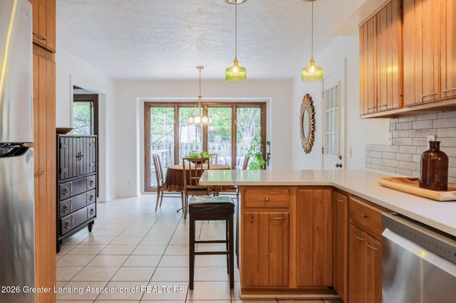 2075 Shagbark Lane, Okemos, MI 48864