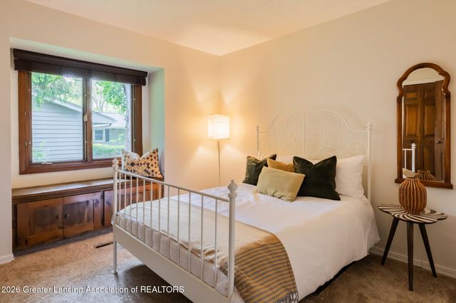 2075 Shagbark Lane, Okemos, MI 48864