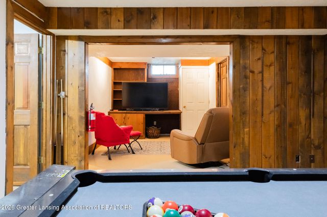 2075 Shagbark Lane, Okemos, MI 48864