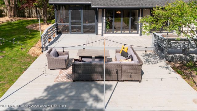 2075 Shagbark Lane, Okemos, MI 48864