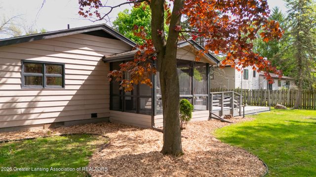 2075 Shagbark Lane, Okemos, MI 48864