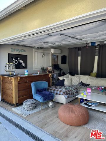 3800 Legion Lane, Los Angeles, CA 90039