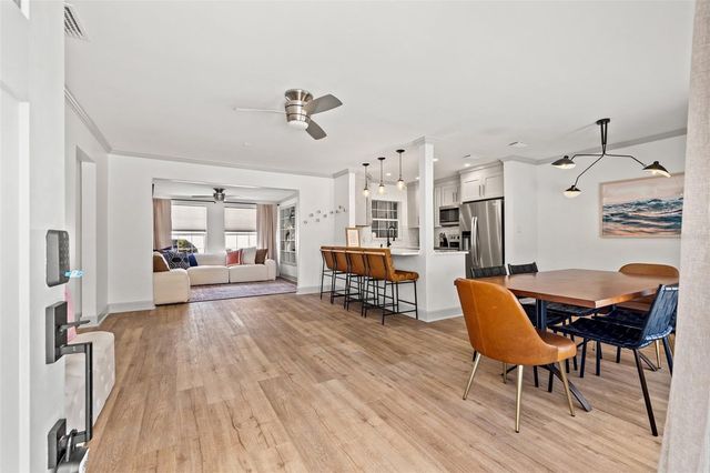 11225 2ND STREET E A, Treasure Island, FL 33706