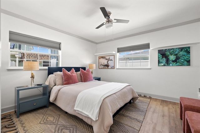 11225 2ND STREET E A, Treasure Island, FL 33706