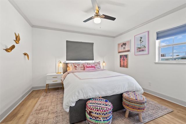 11225 2ND STREET E A, Treasure Island, FL 33706