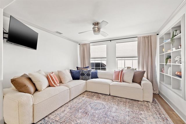 11225 2ND STREET E A, Treasure Island, FL 33706