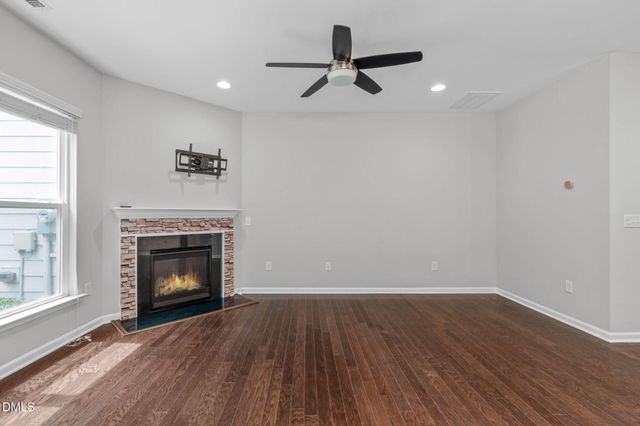 157 Writing Rock Place, Apex, NC 27539