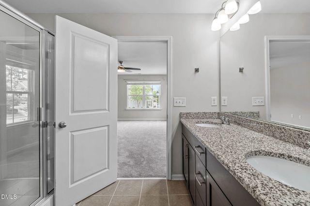 157 Writing Rock Place, Apex, NC 27539