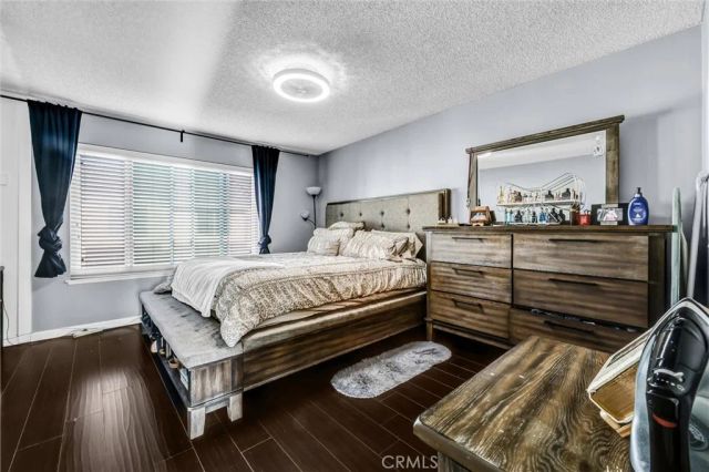 943 W Lamark Lane, Anaheim, CA 92802
