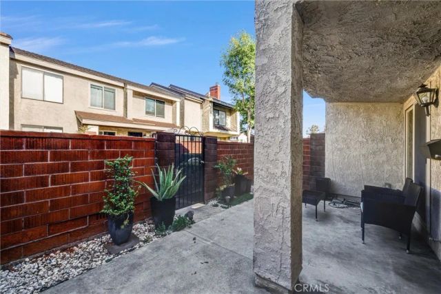 943 W Lamark Lane, Anaheim, CA 92802