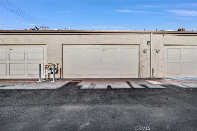 943 W Lamark Lane, Anaheim, CA 92802