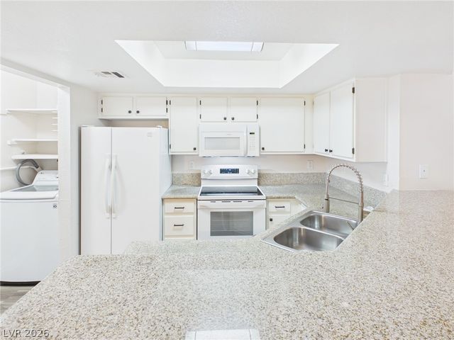 8600 West Charleston Boulevard 2093, Las Vegas, NV 89117