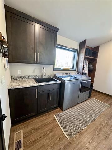 S7915 Ruthe Badger Lane, Merrimac, WI 53561