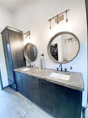 S7915 Ruthe Badger Lane, Merrimac, WI 53561