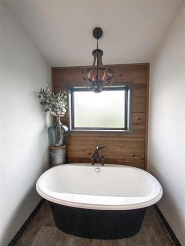 S7915 Ruthe Badger Lane, Merrimac, WI 53561