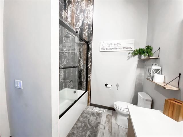 S7915 Ruthe Badger Lane, Merrimac, WI 53561