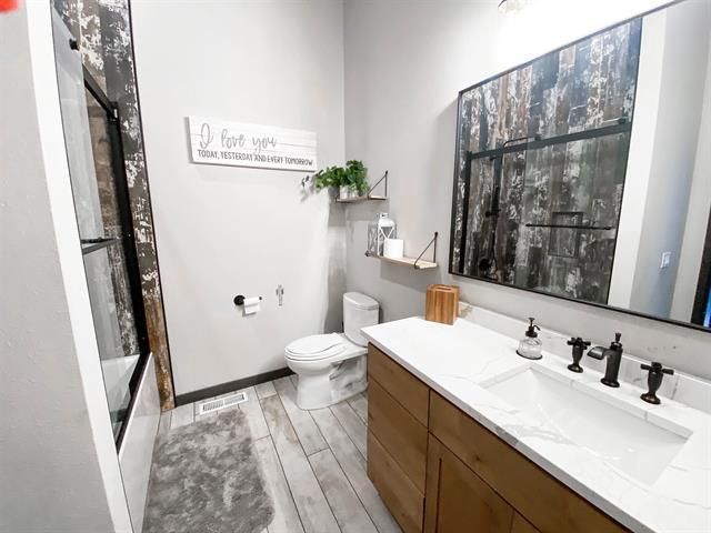 S7915 Ruthe Badger Lane, Merrimac, WI 53561