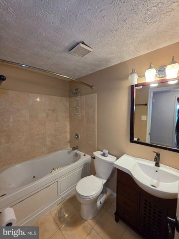 7109 UPPER MILLS CIR, Catonsville, MD 21228