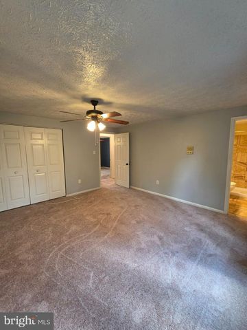 7109 UPPER MILLS CIR, Catonsville, MD 21228