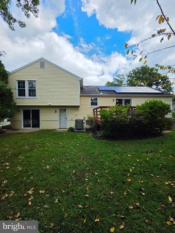 7109 UPPER MILLS CIR, Catonsville, MD 21228