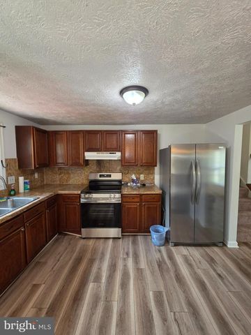 7109 UPPER MILLS CIR, Catonsville, MD 21228