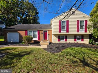7109 UPPER MILLS CIR, Catonsville, MD 21228
