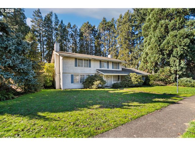 3360 CHEVY CHASE St, Eugene, OR 97401