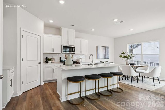 5125 Parker Forest Road, Charlotte, NC 28215