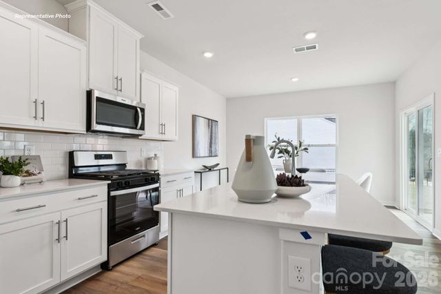 5125 Parker Forest Road, Charlotte, NC 28215