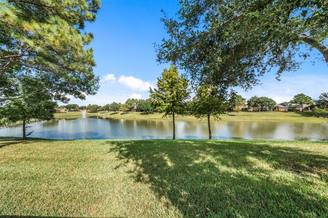 12515 Stoney Creek Drive, Pearland, TX 77584