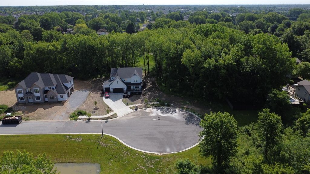 9155 Willow Lane, St. John, IN 46373