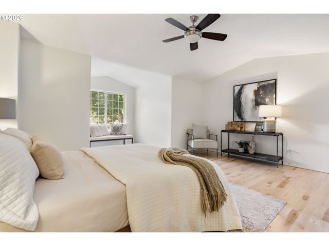 8885 Sw 76TH Pl, Portland, OR 97223