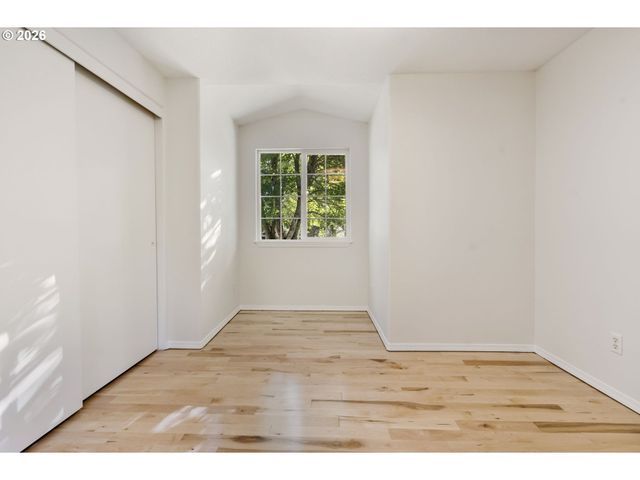 8885 Sw 76TH Pl, Portland, OR 97223