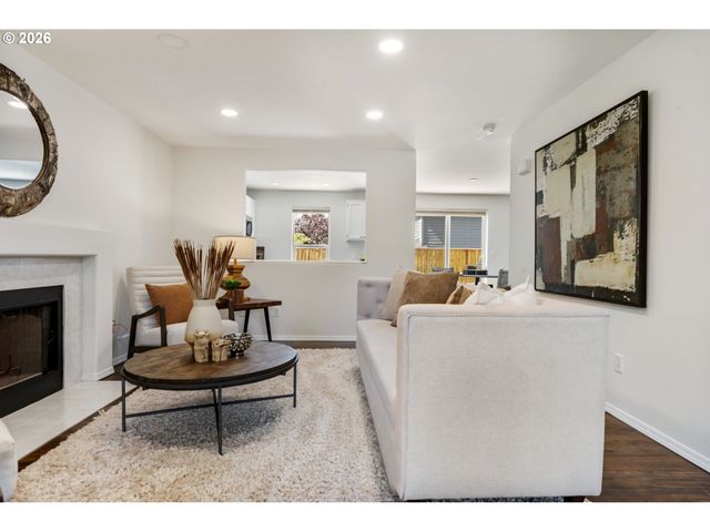 8885 Sw 76TH Pl, Portland, OR 97223