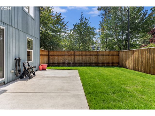 8885 Sw 76TH Pl, Portland, OR 97223
